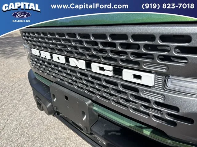 Used 2025 Green Ford Badlands image 10