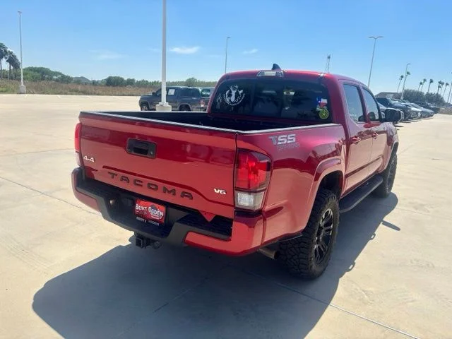 Used 2022 Red Toyota SR image 6