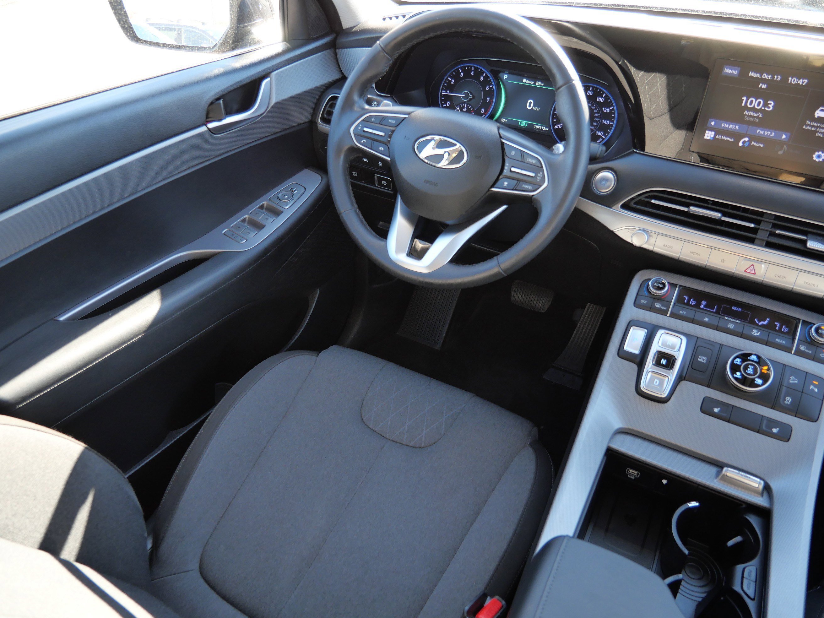 Used 2021 Moonlight Cloud Hyundai SEL image 9