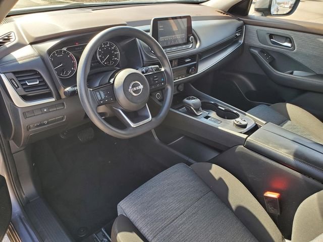 Used 2023 Gray Nissan SV image 12