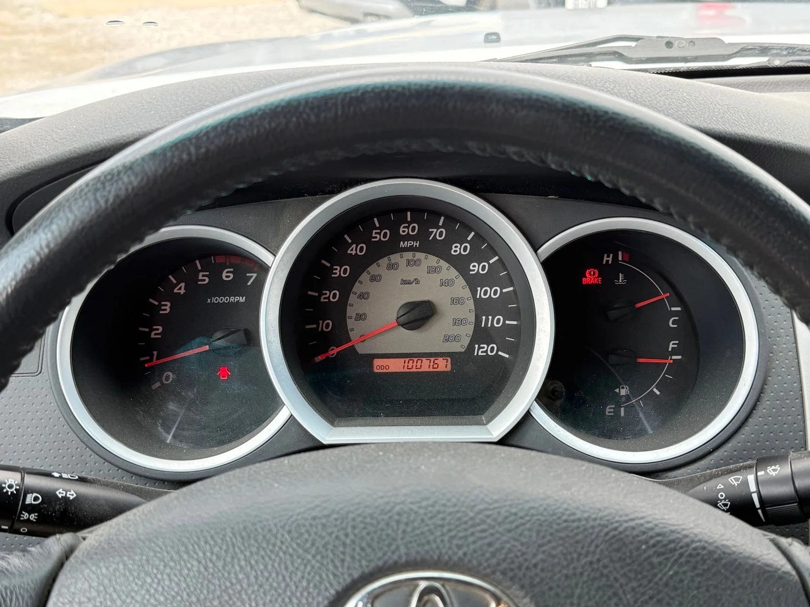Used 2010  Toyota Base image 19