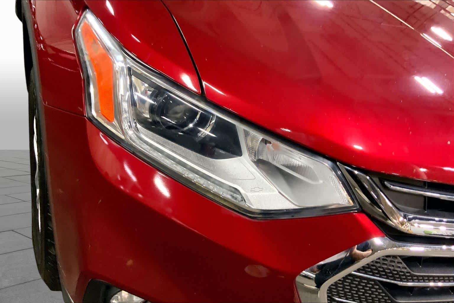 Used 2018 Cajun Red Tintcoat Chevrolet LT Cloth image 28