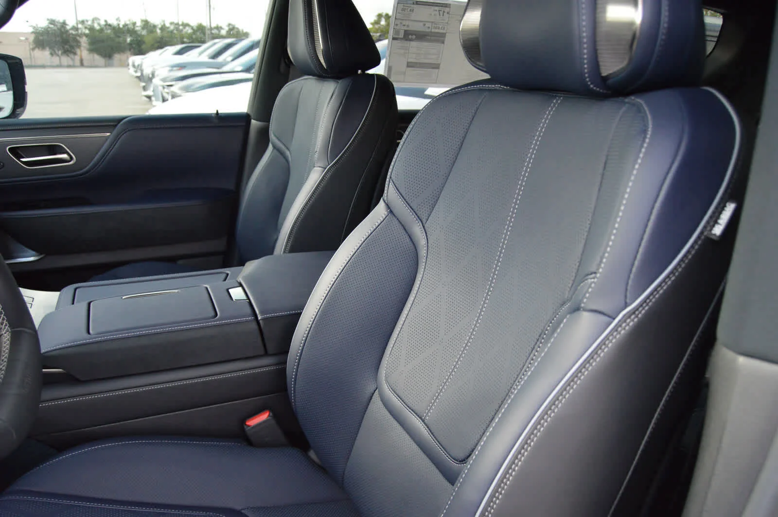2026 INFINITI QX80 Sport - Photo 8
