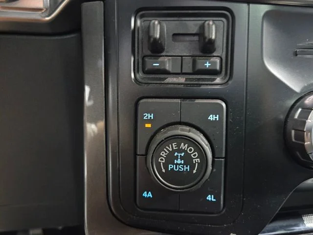 Used 2023 Gray Ford Lariat image 23