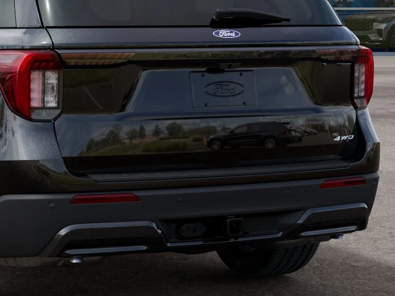 New 2027 Agate Black Metallic Ford ST-Line image 46