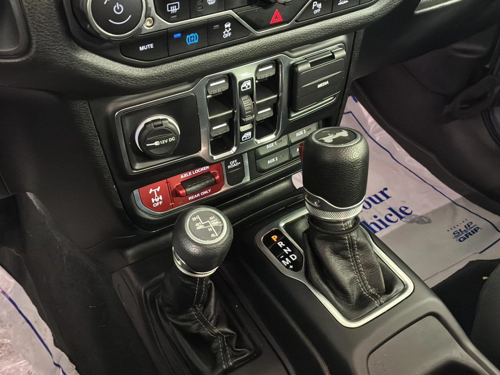 Used 2024 Anvil Clear Coat Jeep Willys image 53