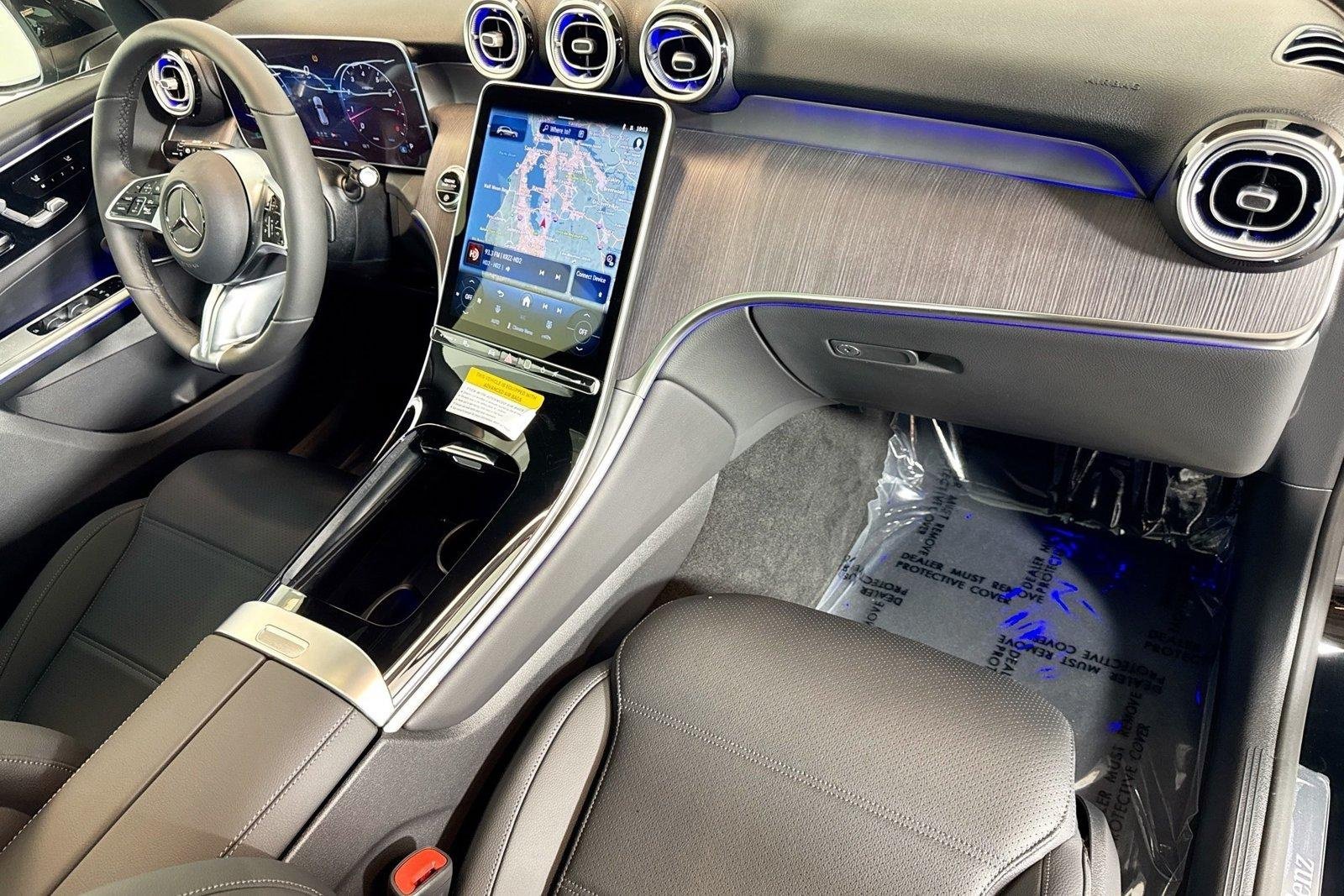 New 2026 Black Mercedes-Benz GLC 300 image 27