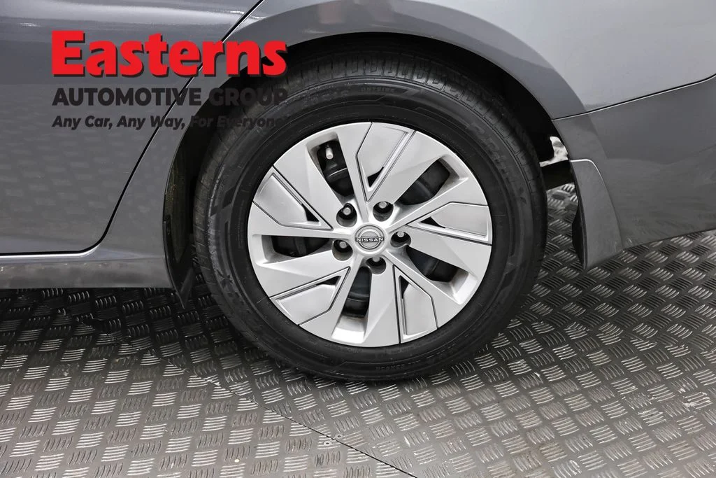Used 2023 Gray Nissan 2.5 S image 32