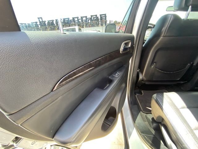 Used 2013 Silver Jeep Laredo image 6