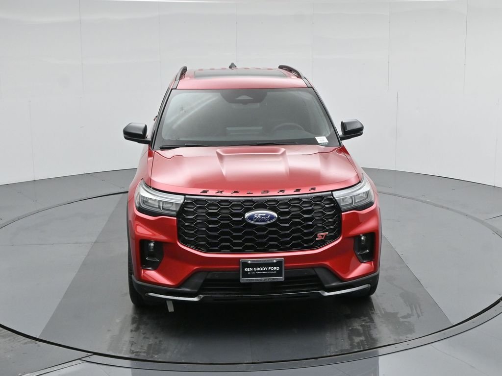 New 2026 Rapid Red Metallic Tinted Clearcoat Ford ST image 43
