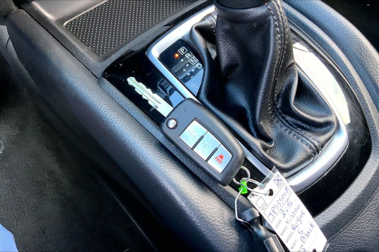 Used 2018 Magnetic Black Nissan S image 15