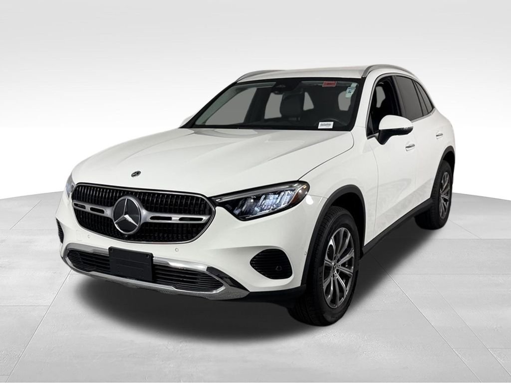 Used 2024 Polar White Mercedes-Benz GLC 300 image 3