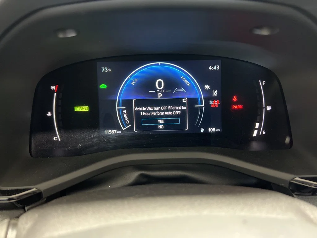Used 2025 White Toyota LE image 21