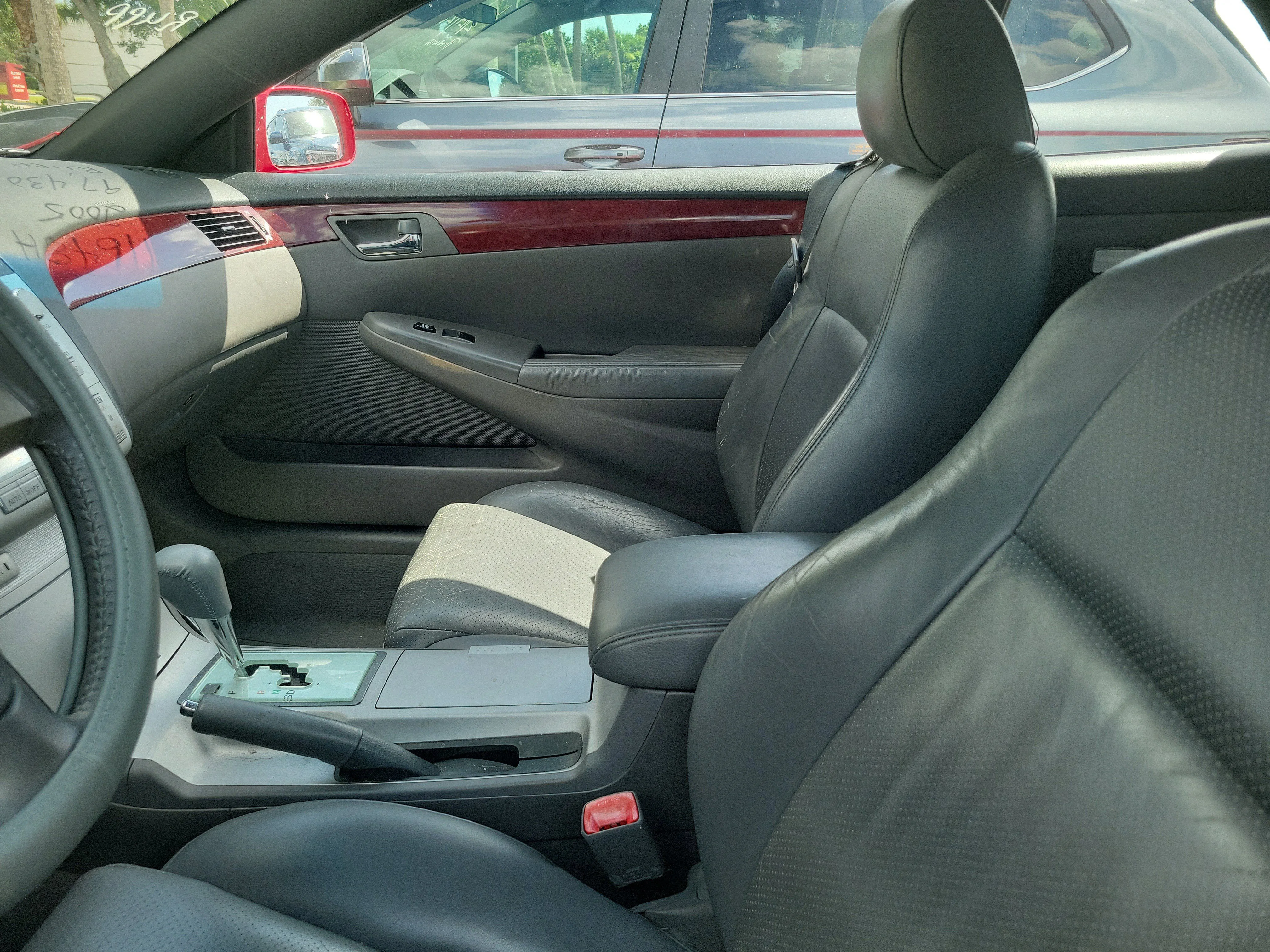 Used 2005 Absolutely Red Toyota SE image 4