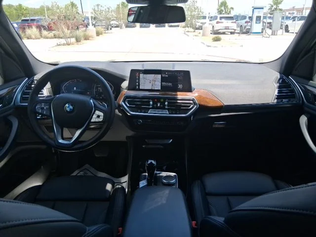 Used 2024 Gray BMW sDrive30i image 10
