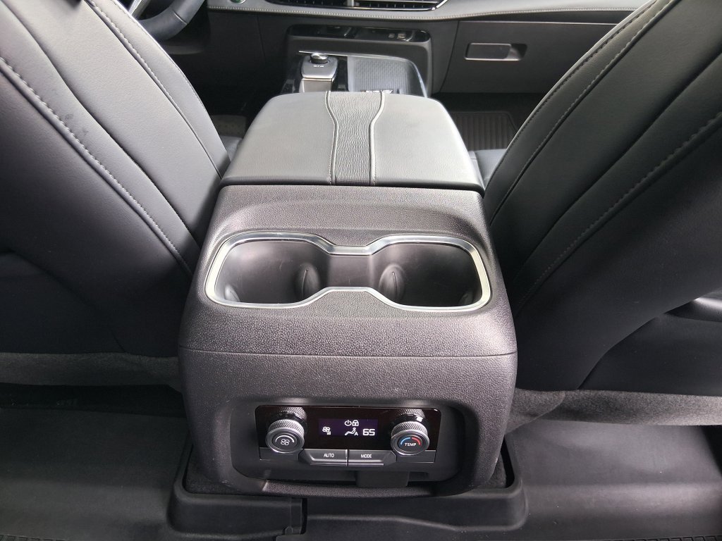 Used 2025 Ebony Twilight Metallic Buick Sport Touring image 24