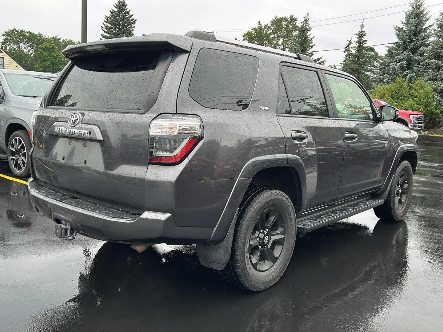 Used 2019 Magnetic Gray Metallic Toyota SR5 Premium image 7