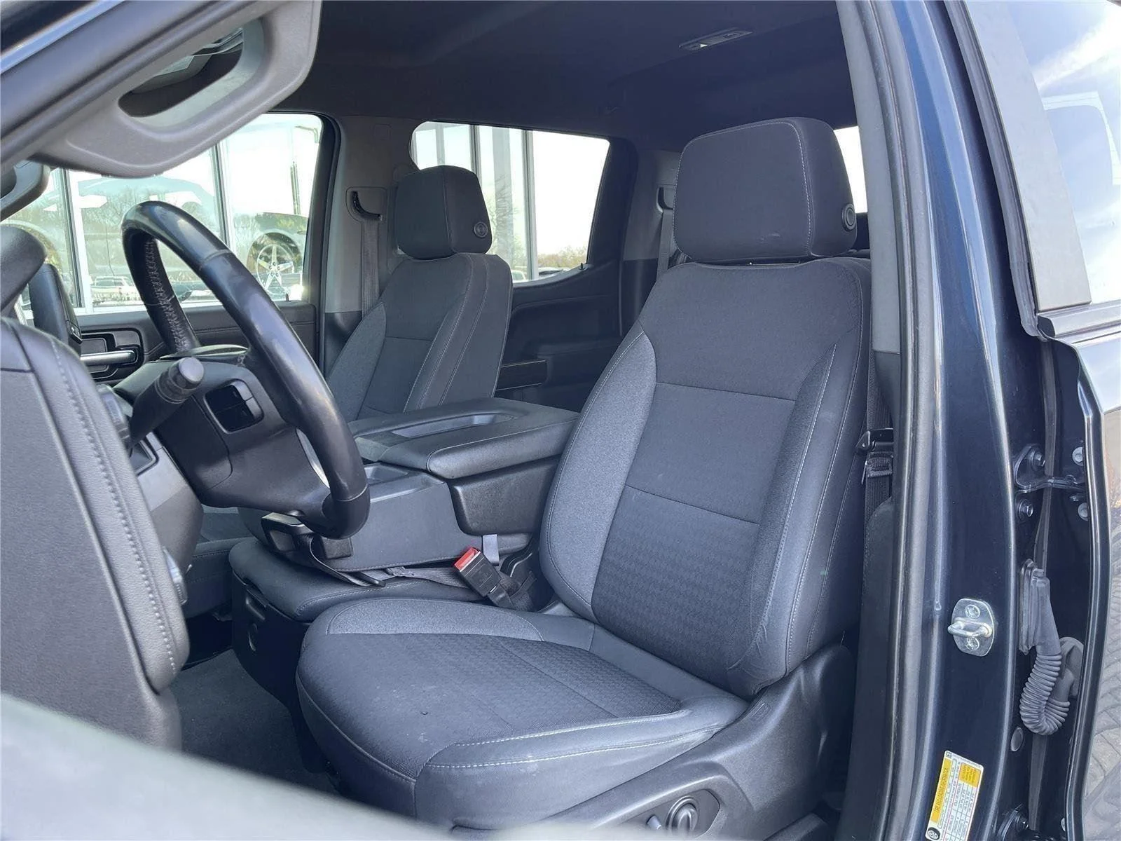 Used 2022 Shadow Gray Metallic Chevrolet RST image 15