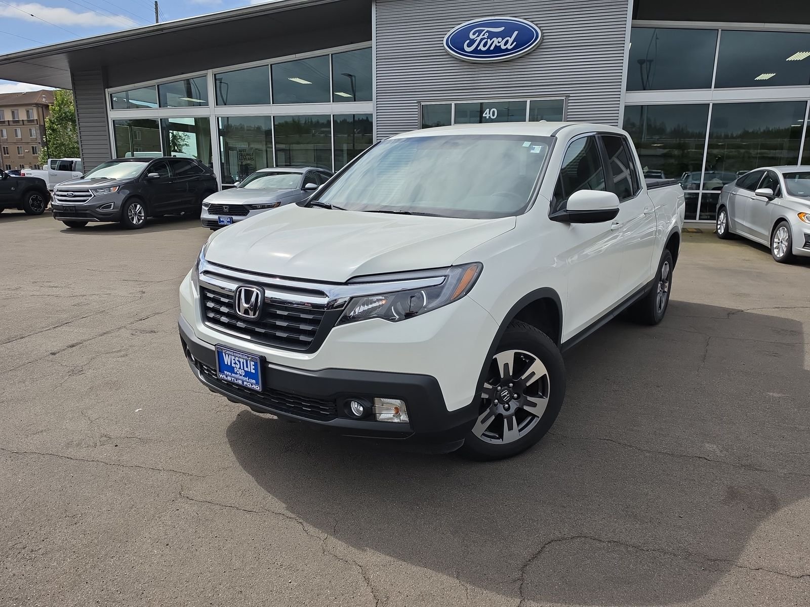 2017 Honda Ridgeline RTL AWD's photo
