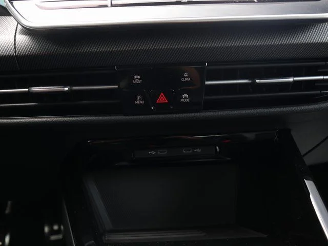 2025 Volkswagen Golf GTI Autobahn - Photo 21