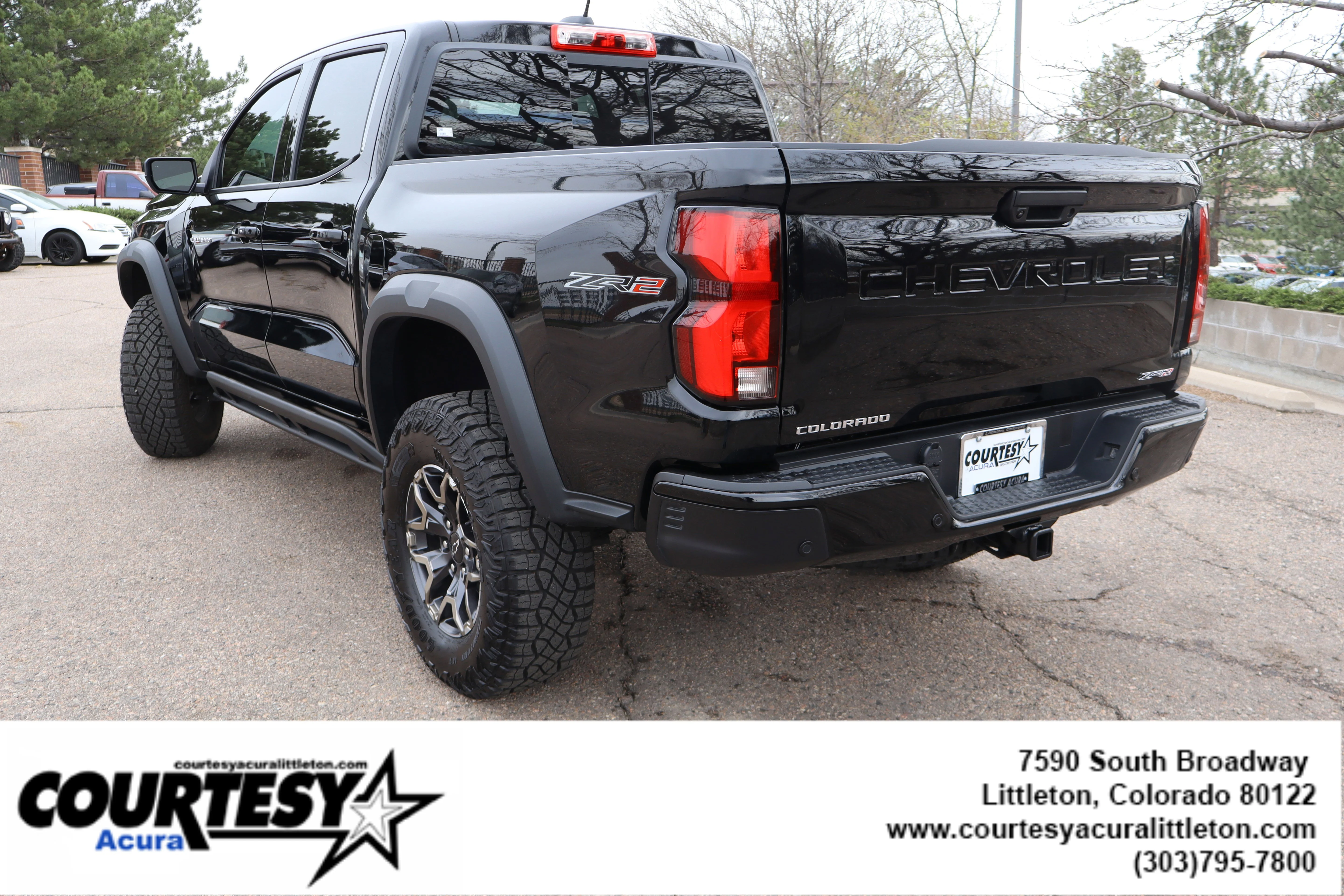 Used 2025 Black Chevrolet 4WD ZR2 image 4