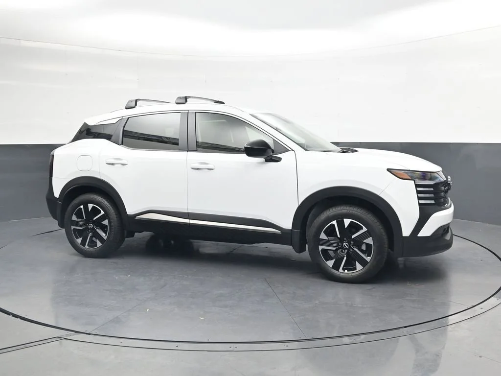 Used 2026 White Nissan SV image 4