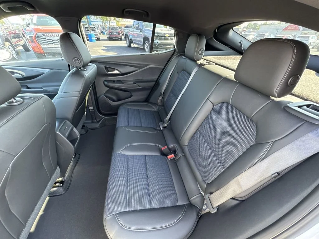 New 2026 Summit White Buick Preferred image 22