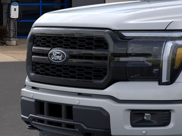New 2026 Iconic Silver Metallic Ford Lariat® image 17