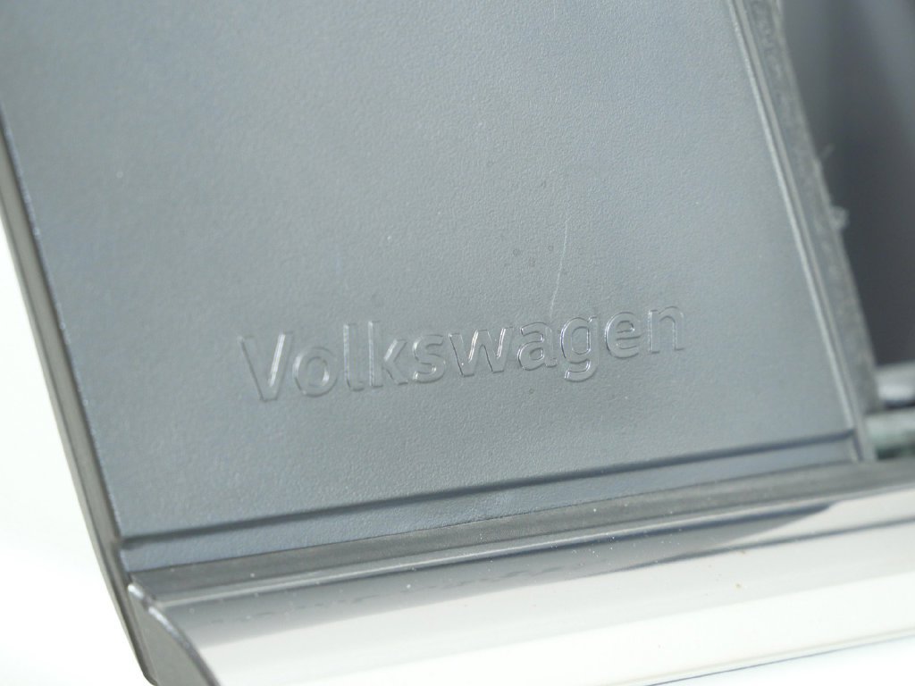 Used 2025 White Volkswagen 1.5T SE image 19