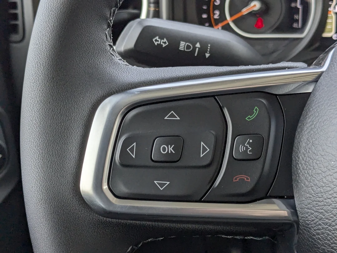 New 2026 Grey Jeep Sahara - - 4x4 - McKinley Leather - Body-Color Top - Alpine Audio - Technology Group & More! image 16