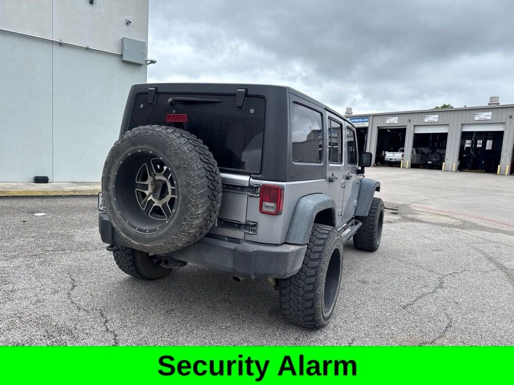 Used 2017 Silver Jeep Unlimited Sport image 12