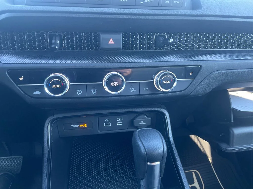 Used 2024  Honda EX image 36