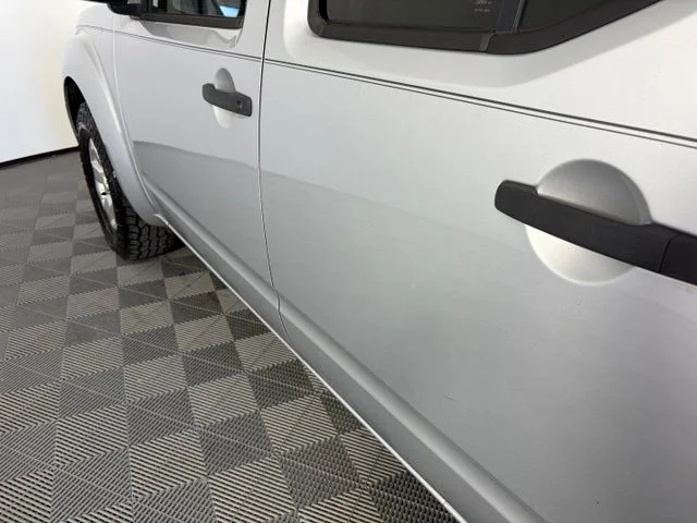Used 2013 Silver Nissan SV image 8