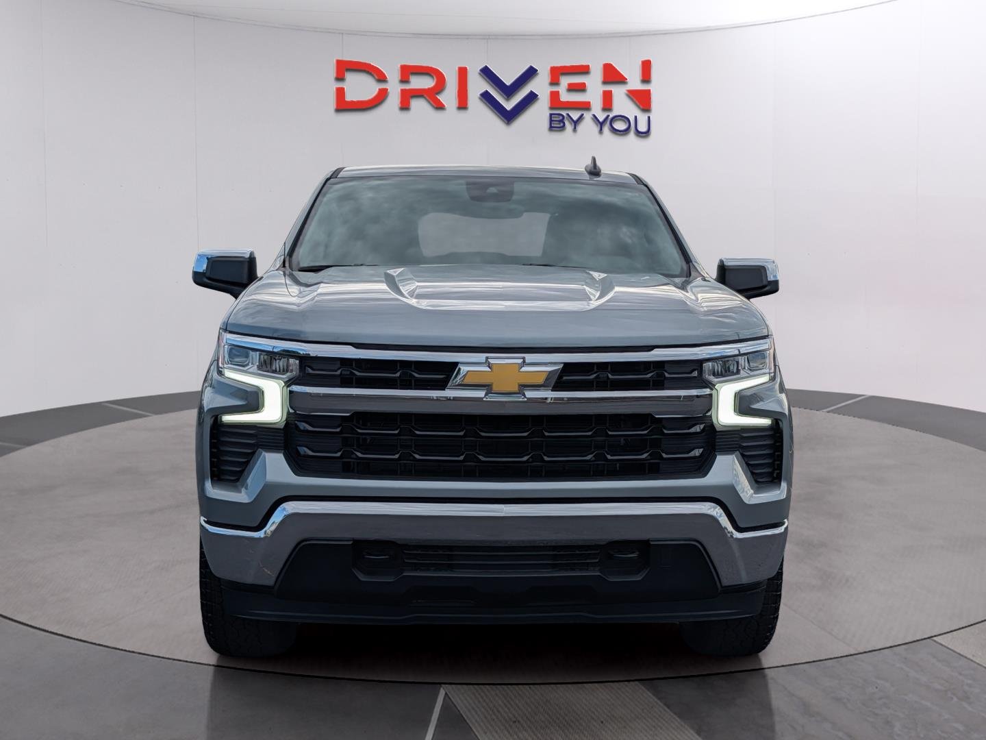 New 2026 Sterling Gray Metallic Chevrolet LT image 8