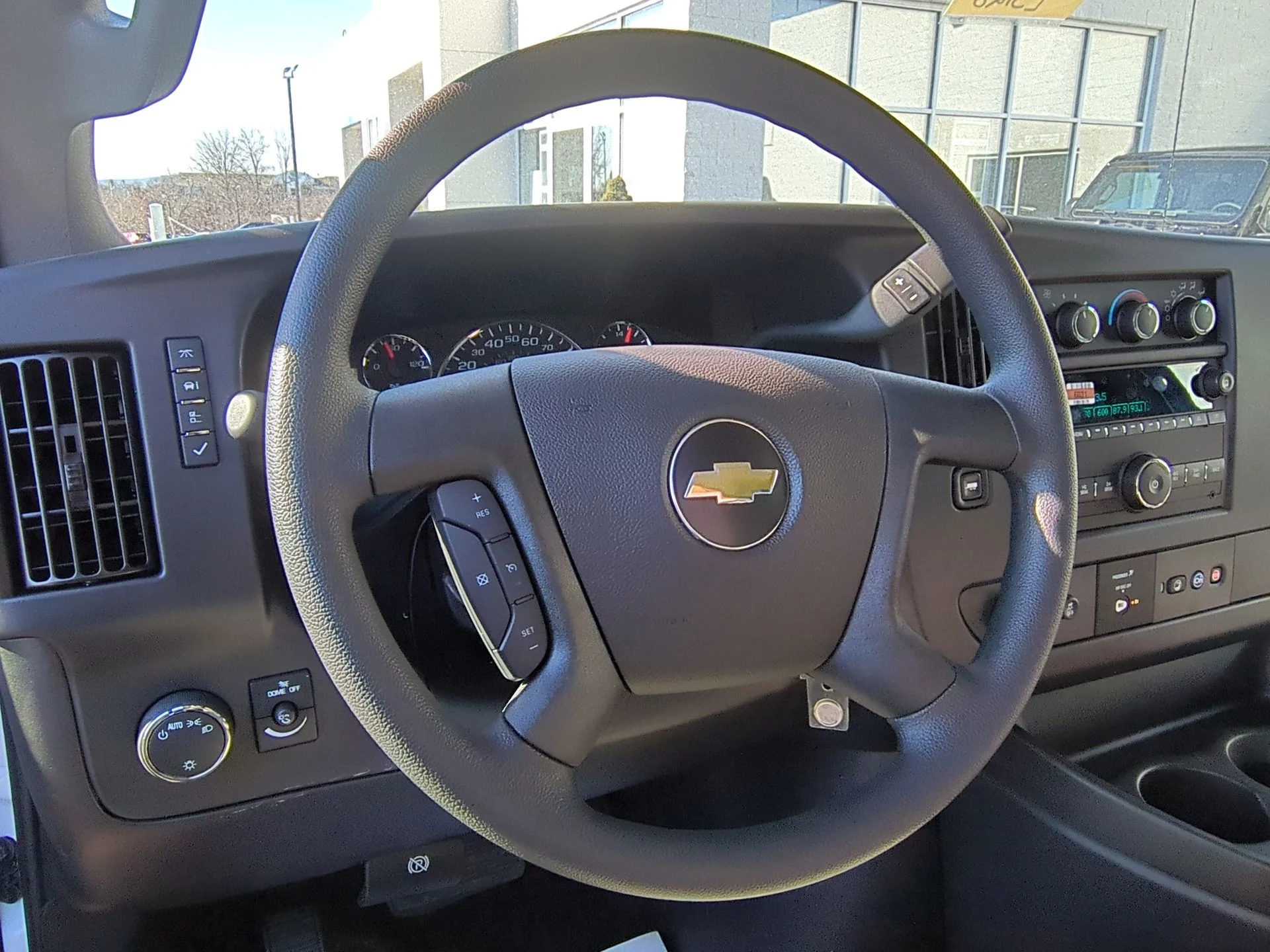 2024 Chevrolet Express Cargo Work Van - Photo 64
