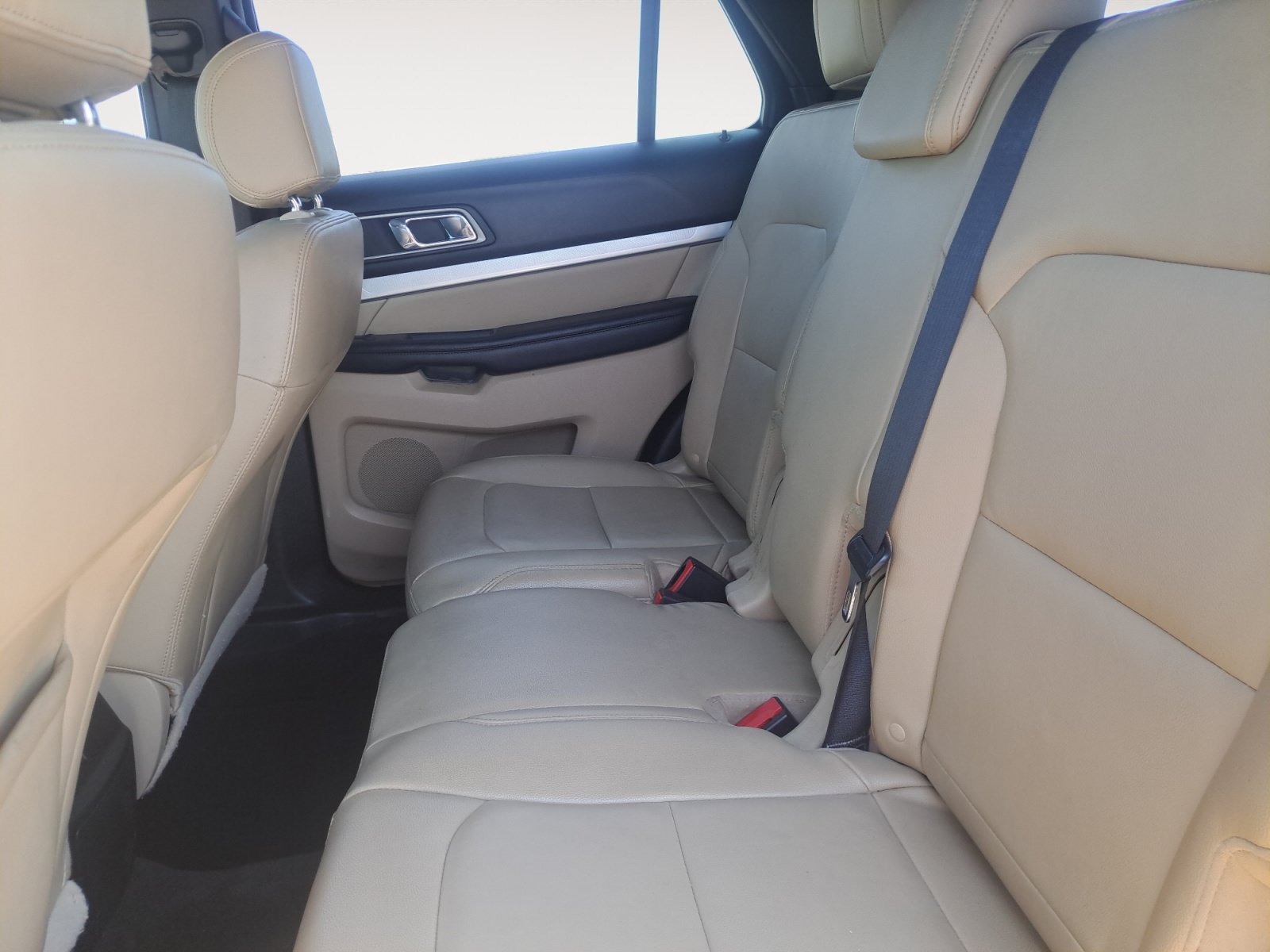 Used 2016 Orange Ford XLT image 23