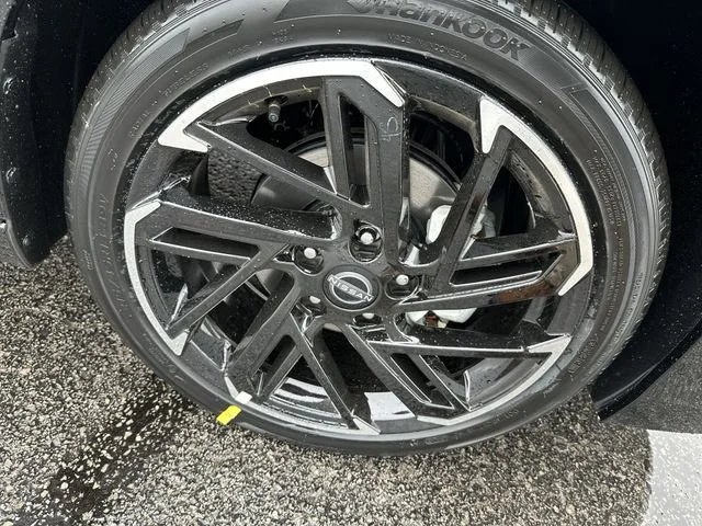 New 2026 Super Black Nissan SR image 20
