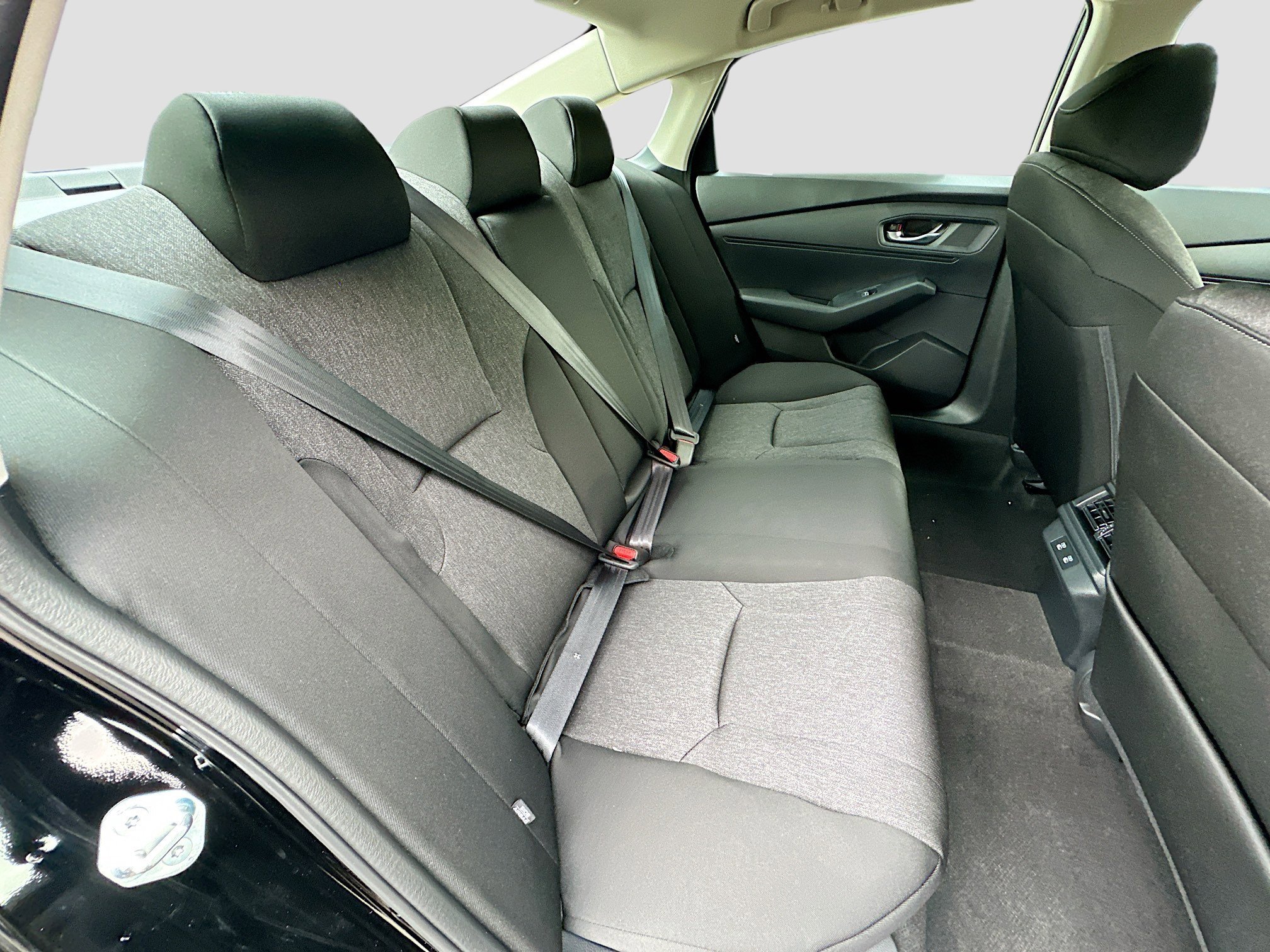 2025 Honda Accord LX - Photo 19