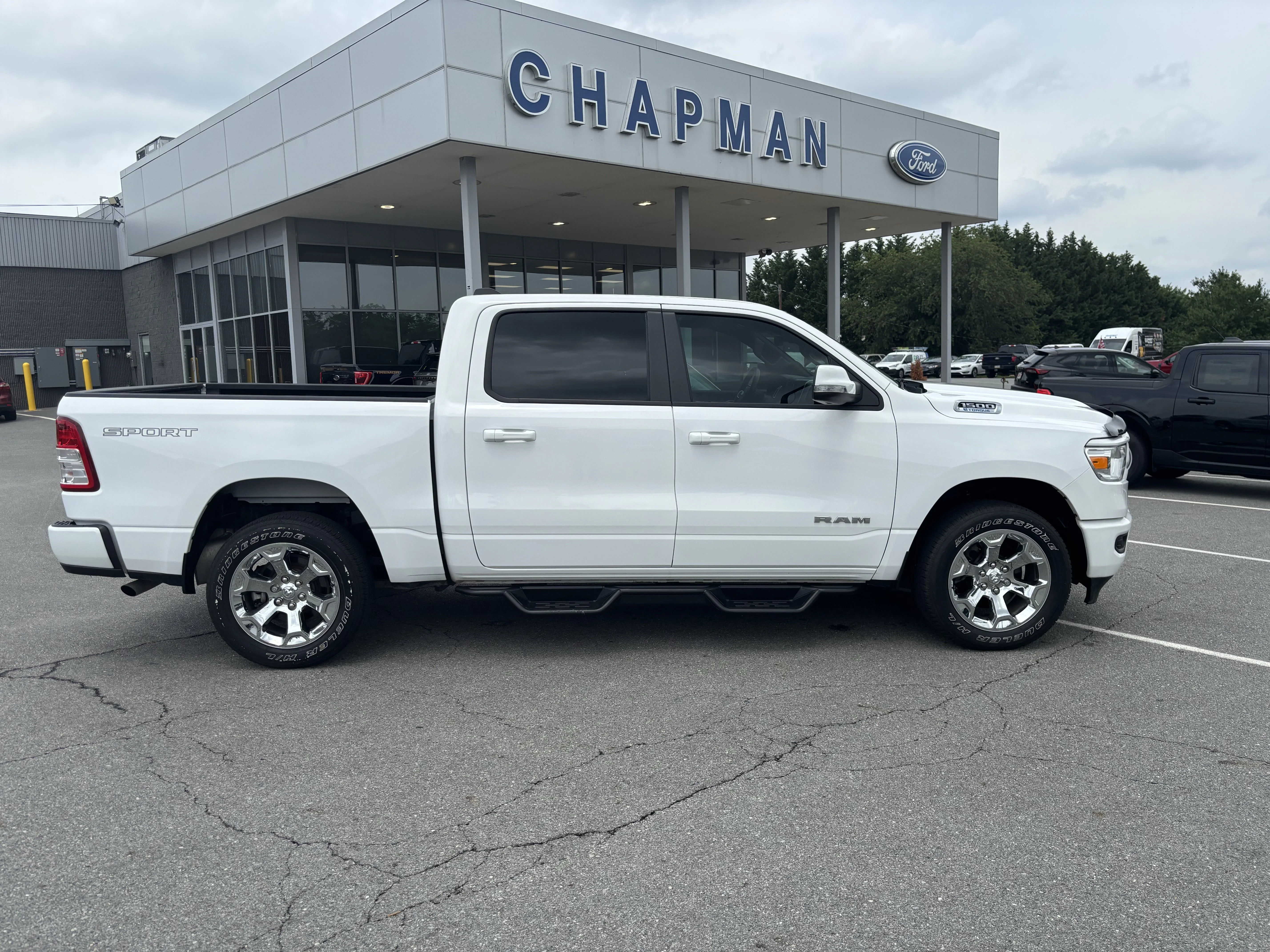 Used 2022 Bright White Clearcoat Ram Big Horn/Lone Star image 10
