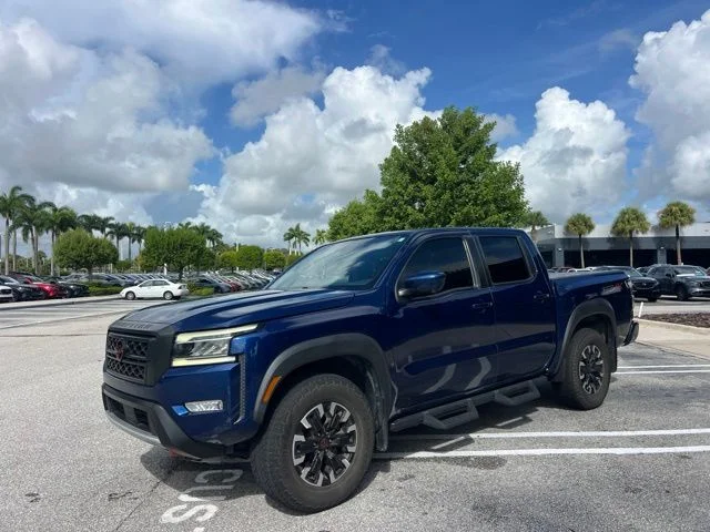 Used 2023 Blue Nissan PRO-4X image 9