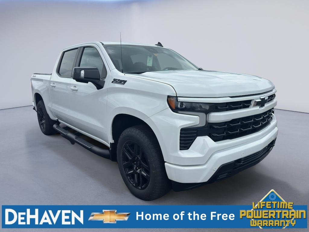 New 2026 Summit White Chevrolet RST image 5