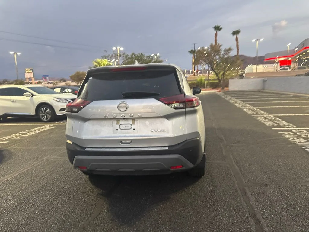 Used 2022 Silver Nissan SV image 10