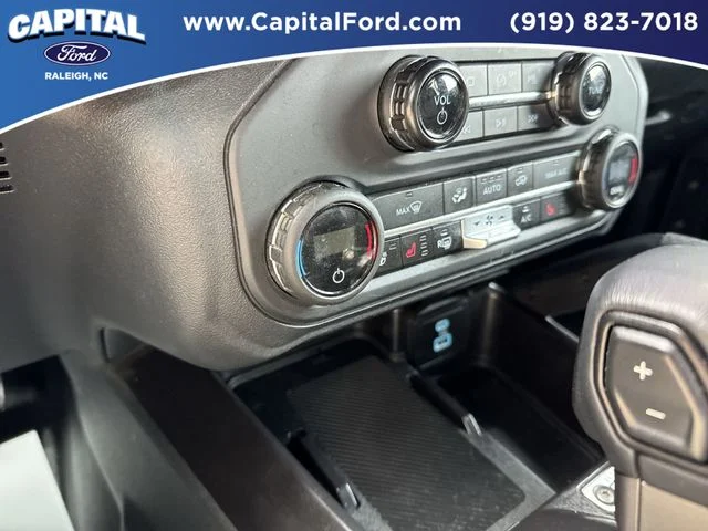 Used 2025 Beige Ford Badlands image 30