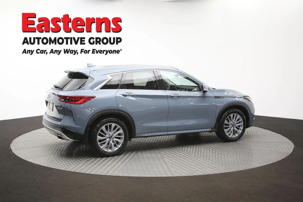 Used 2023 Gray INFINITI LUXE image 45