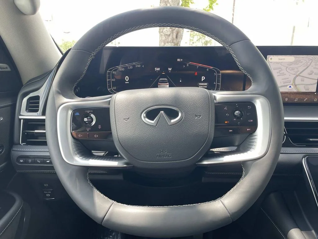 Used 2025 Black INFINITI LUXE image 24