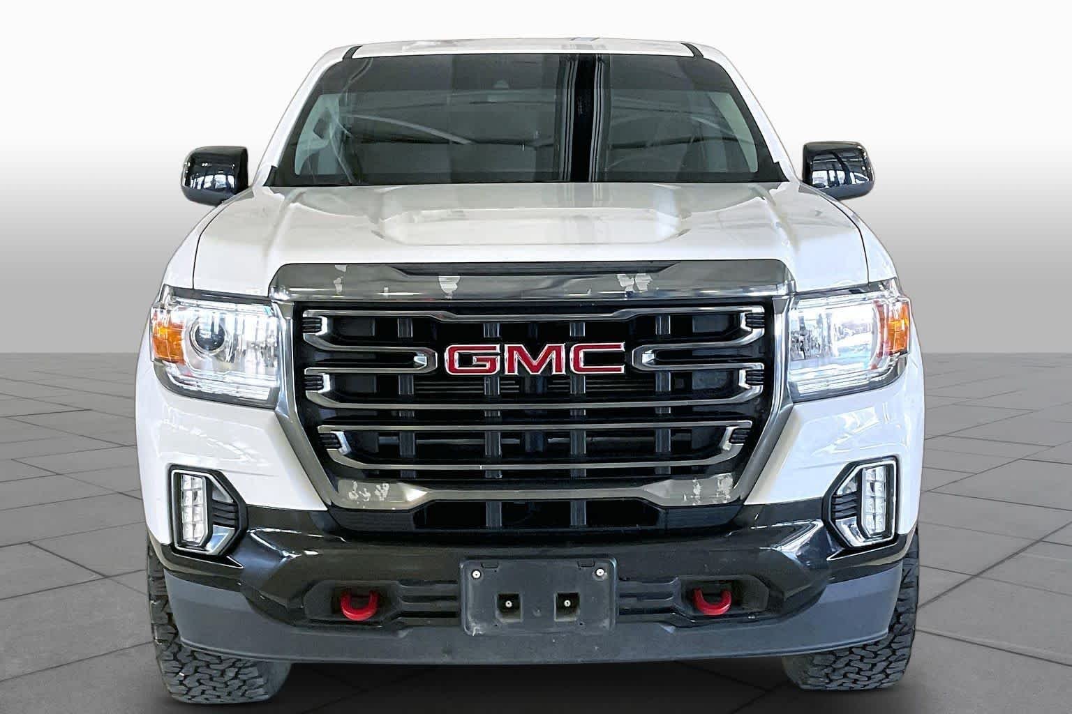 Used 2021 Summit White GMC 4WD AT4 w/Leather image 3