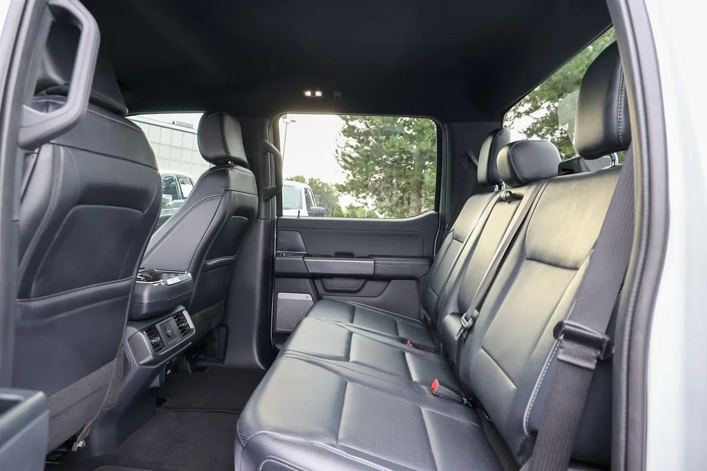 Used 2026 White Ford Lariat image 31