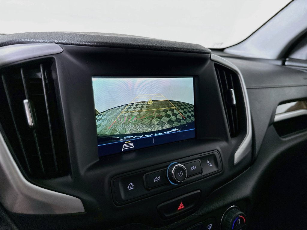Used 2019 Ebony Twilight Metallic GMC SLE image 17