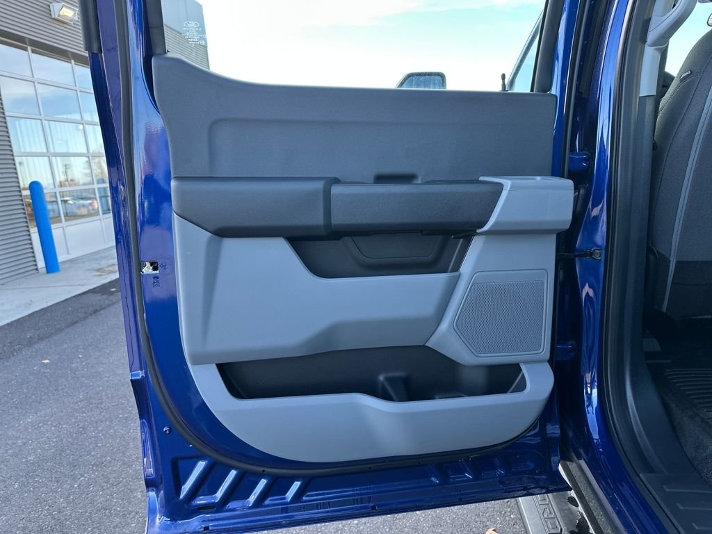 2026 Ford F-350 Super Duty XL - Photo 13