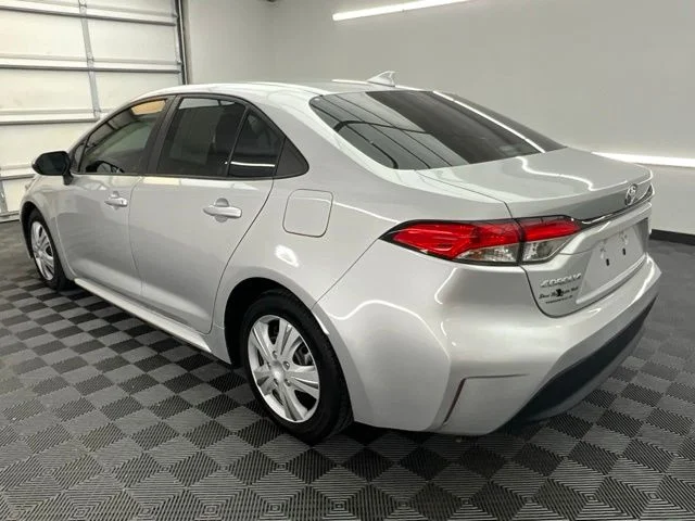 2023 Toyota Corolla LE - Photo 19